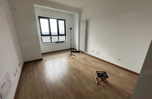 府悦居2室2厅82㎡163万二手房图片