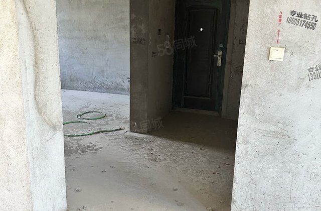 上海康城5室2厅170.37㎡165万二手房图片