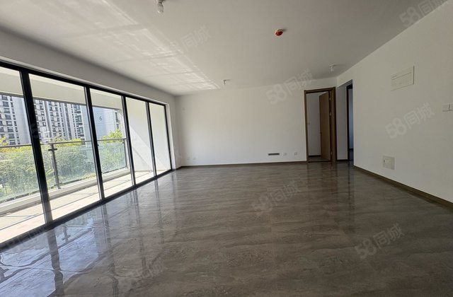 一实验附近小洋房城市芳华