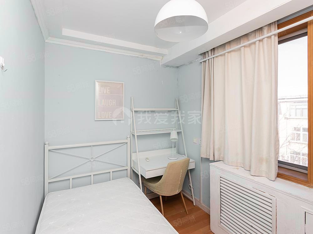 沙灘后街55號院3室1廳1衛(wèi)56.43㎡東南590萬