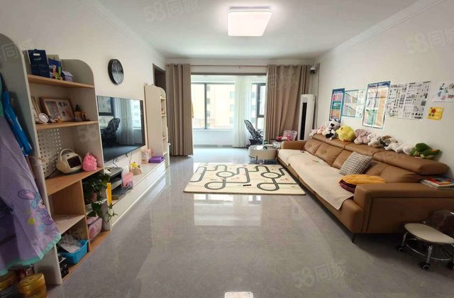 金裕新城 高新区文轩 月季公园对面 精装修 三叶草 南北通透