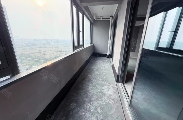 梓运锦府3室1厅94㎡56万二手房图片