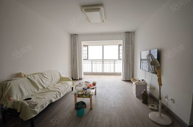 文轩  八中  新东方龙湾   带车位  三室两厅两卫