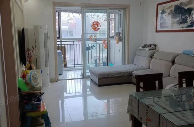 西湖馨苑三居室，个人出售，房子自己住着呢，看好价格再联系看房