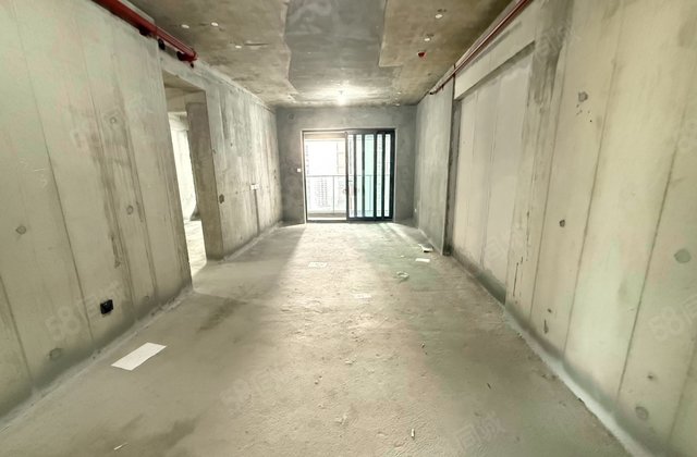 御龙天地3室2厅116㎡680万二手房图片