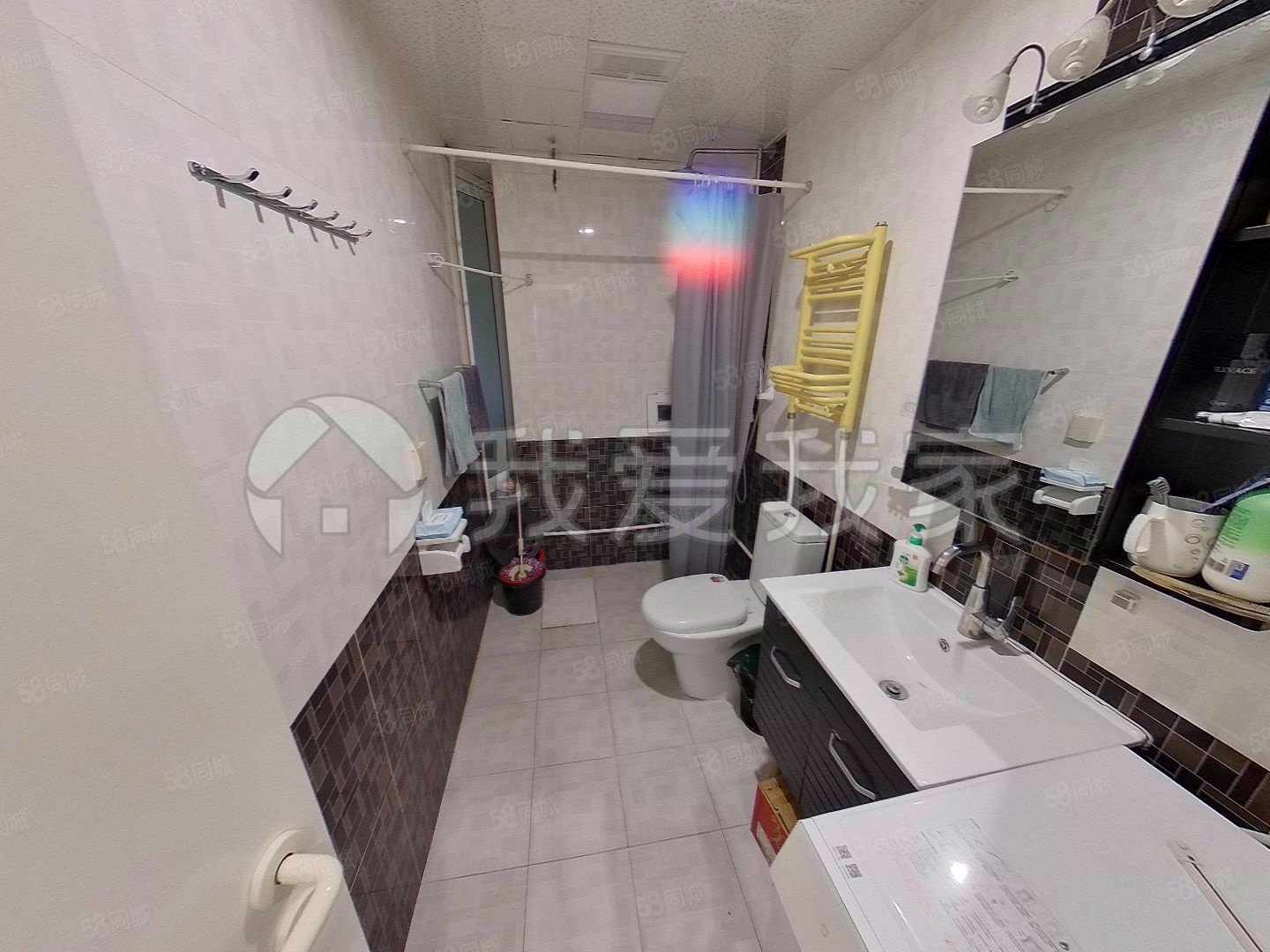 都市心海岸雅園1室1廳1衛(wèi)88.47㎡東南375萬