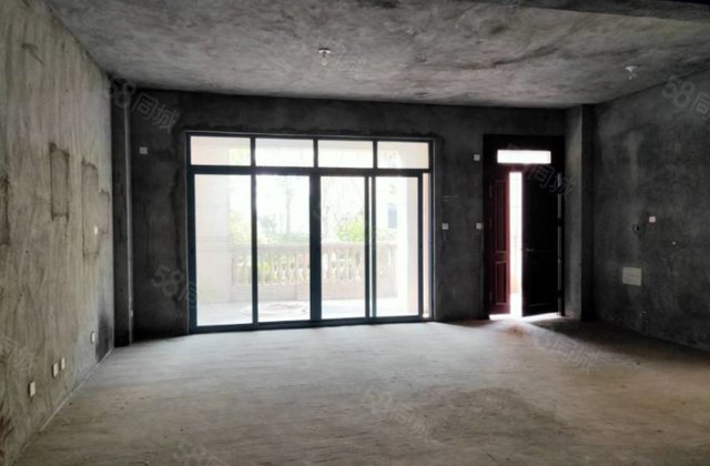 东海上实海上海大平层5房双主卧前排一线看海加双车位500万