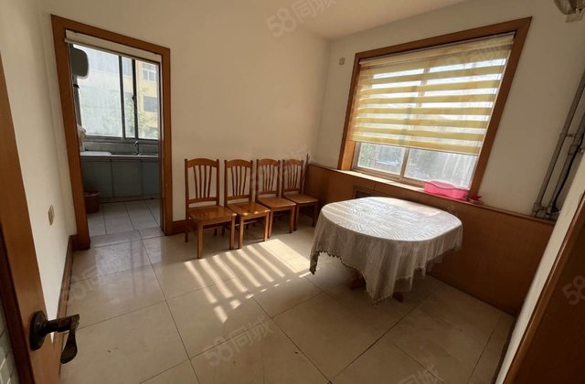 北顺 三中东昌  市医院  三室朝阳双阳台  低楼层停车方便