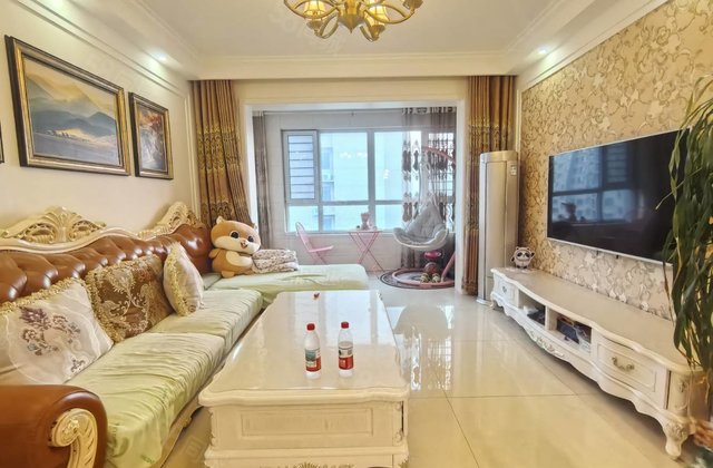 新一中！民生凤凰城6号院！好楼层边户精装三室两厅两卫，免大税