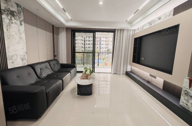 红都文锦苑4室2厅131㎡71万二手房图片