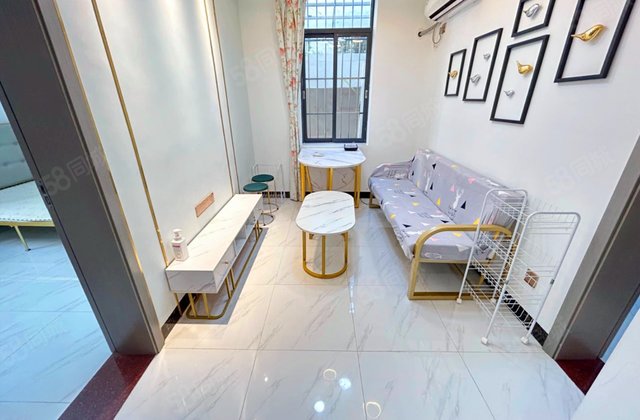 东风东路小区2室1厅50㎡200万二手房图片