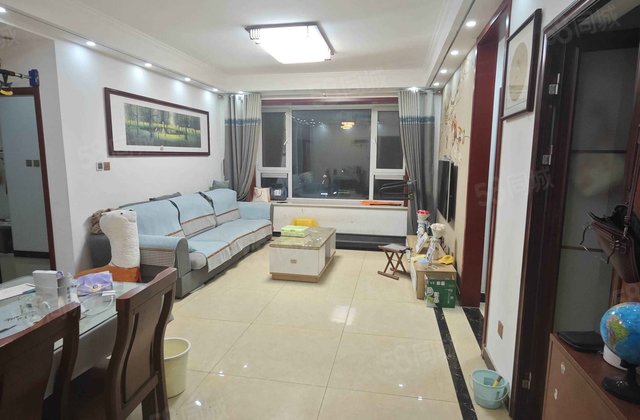 昌润莲城瑞荷园3室2厅2卫