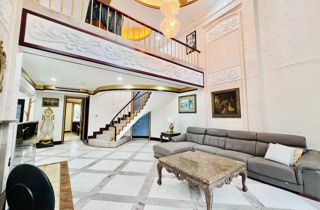 翡翠绿洲森林半岛5室2厅313.85㎡380万二手房图片