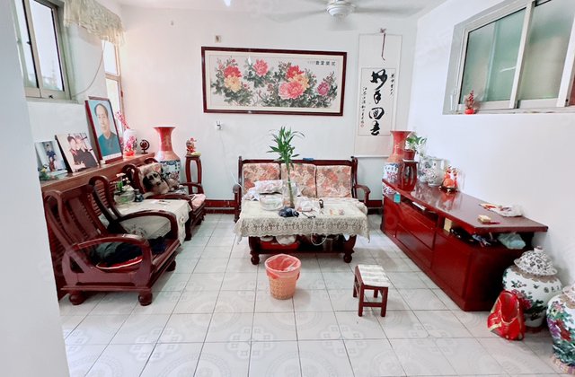 文轩 八中 一中 实验   单位家属院 好楼层 大三居