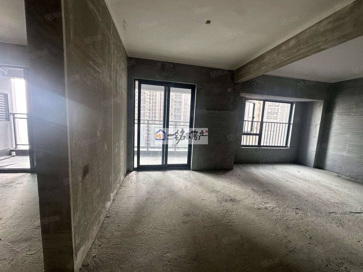 桃李江山3室2厅2卫118㎡南北78万