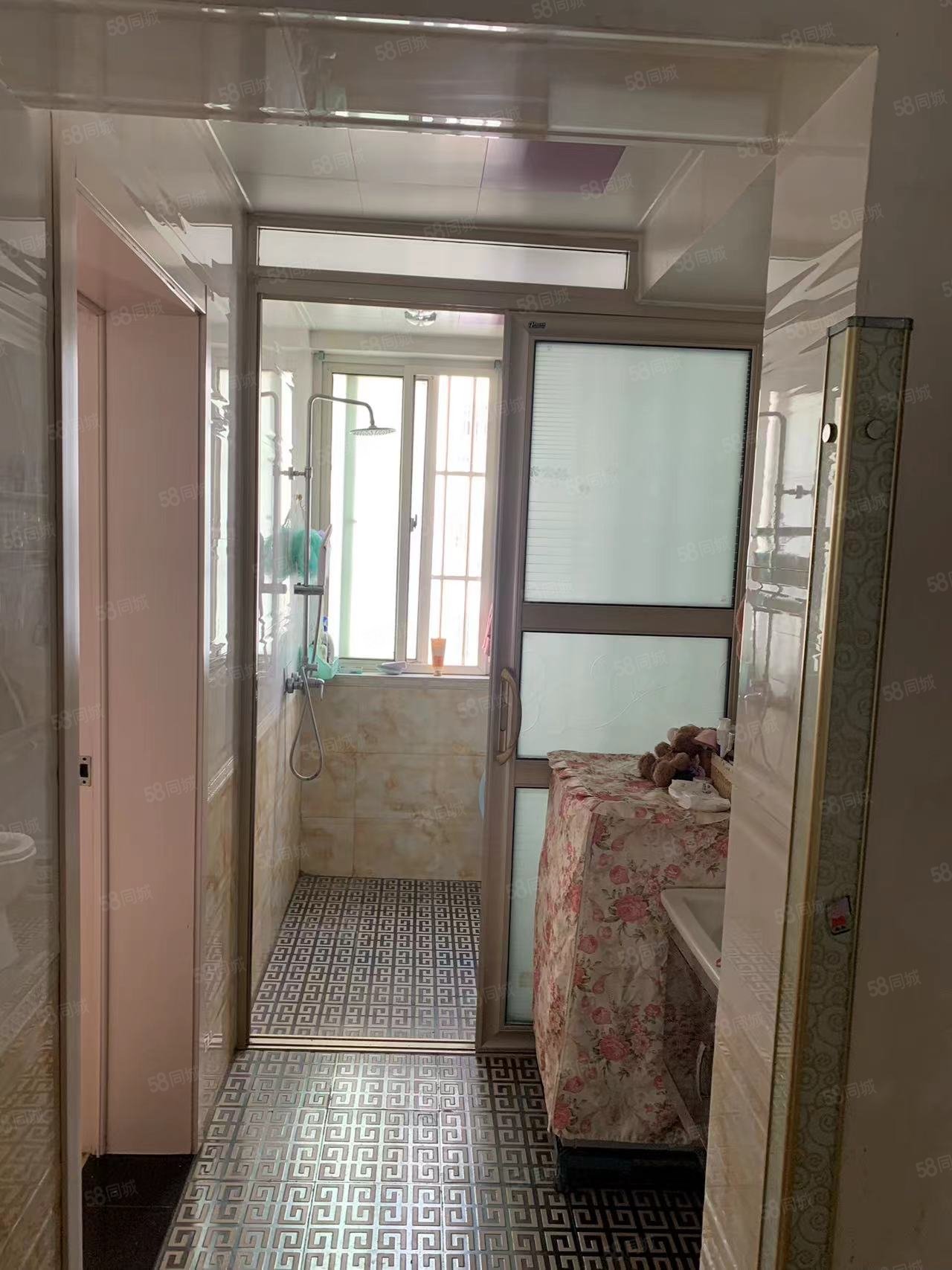 丽都水岸(西区)2室2厅1卫73.4㎡南52万