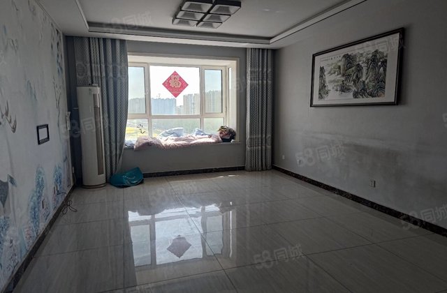 松桂嘉苑 精装修 刚需小三居 中间好楼层 小区新 产权清晰
