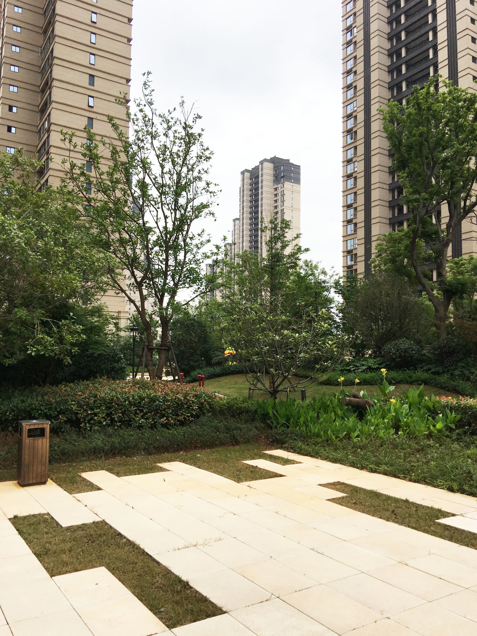 【10图】国博城二期低市场10万 175万送车位 好楼层急售 锦地铁,绿地