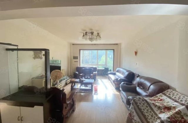 学府花园4室2厅140.15㎡48.8万二手房图片