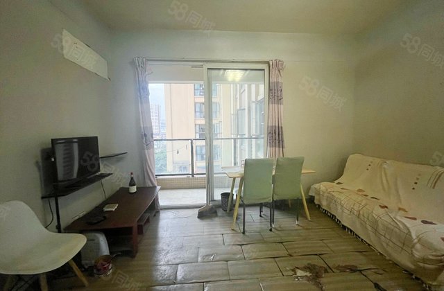 保利香槟光华2室2厅58.96㎡108万二手房图片