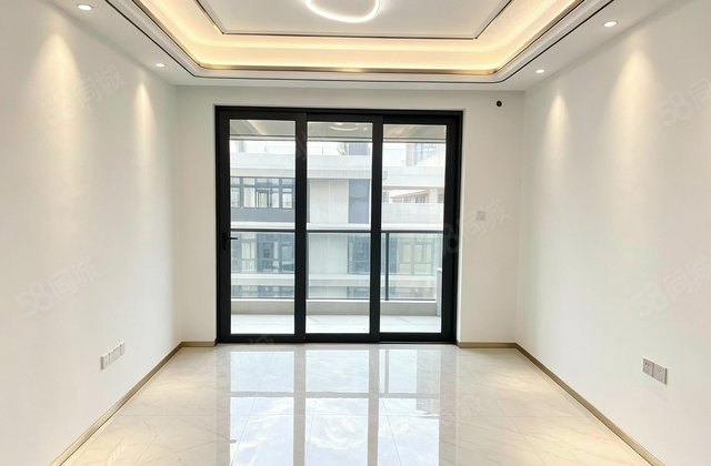 拾悦城沁园3室2厅85㎡288万二手房图片
