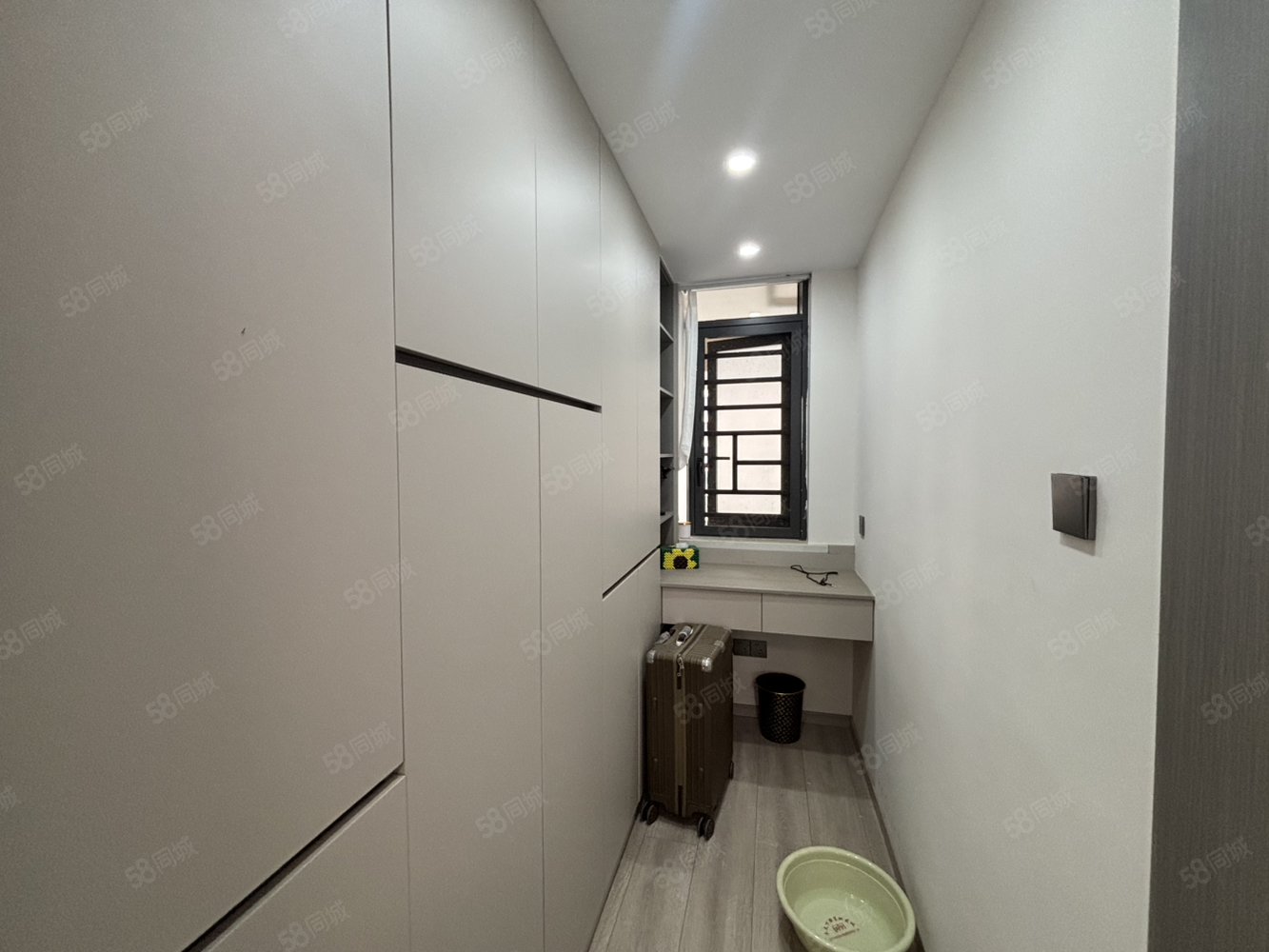 帝景壹号院3室2厅1卫99㎡南北66万