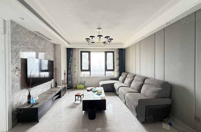 绿城百合新城 小高层 精装修 三叶草 送车位储藏室 免大税