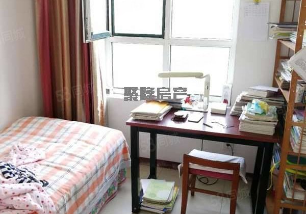 78万，文轩，一中，一墙之隔，山水文苑。经典两室