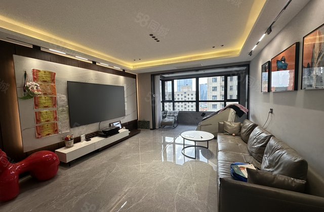 高新御府5室2厅179㎡410万二手房图片