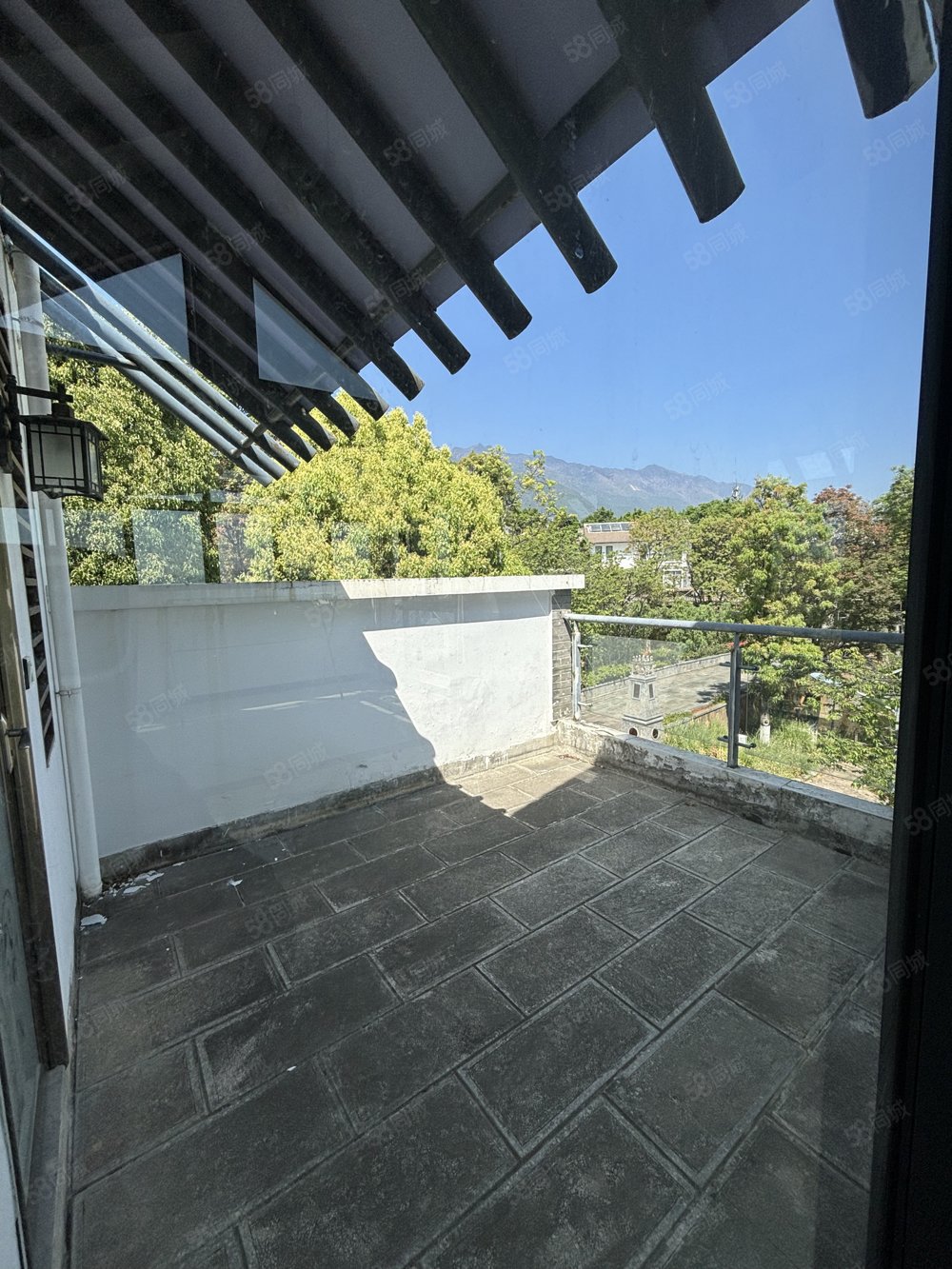 大理古城山水间,樱花溪谷旁,独栋别墅,院子两百平