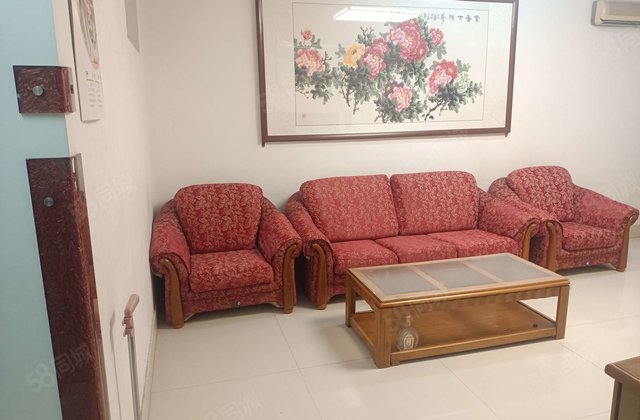 车站附近 中华苑北苑 多层3楼带车库免大税