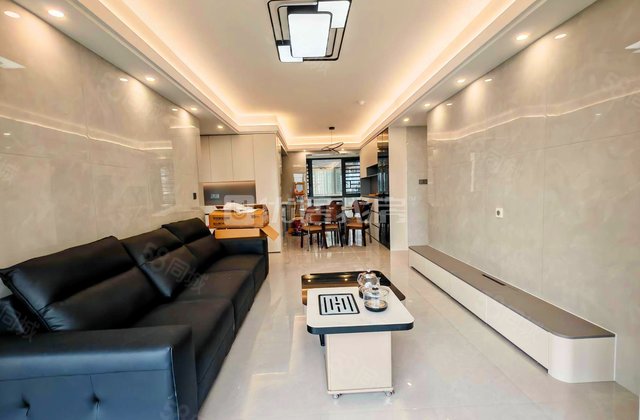 华润江南中心4室2厅113.5㎡140万二手房图片