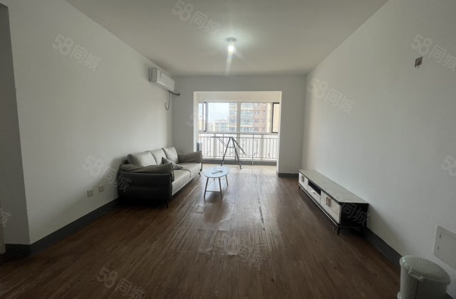 新出低价 龙湾商品房 120平三室双卫 带车位免大税