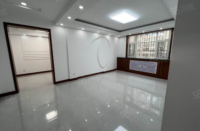 文轩本部 芳苑小区 南北通透  装修好 看房方便