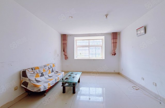 带阳面车库多层好楼层边户全明户型，单价五千多