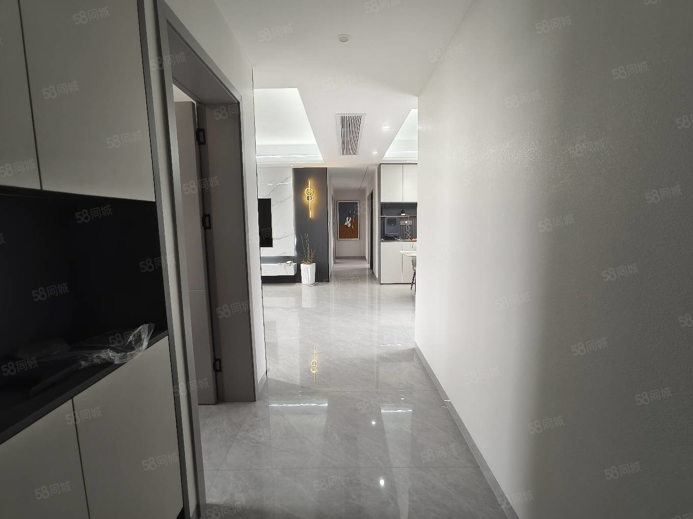 德和沁园4室2厅2卫139㎡南北130万