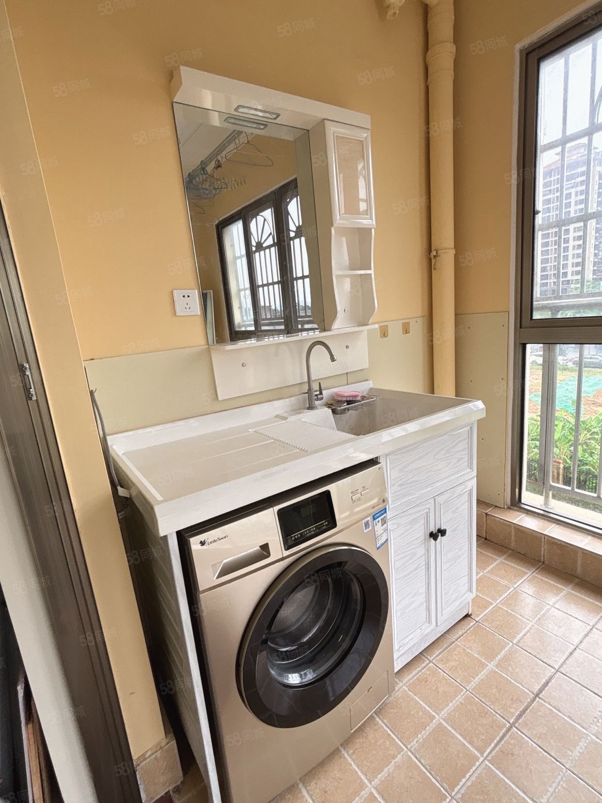 德盛南岛康城3室2厅1卫78.98㎡南北60万