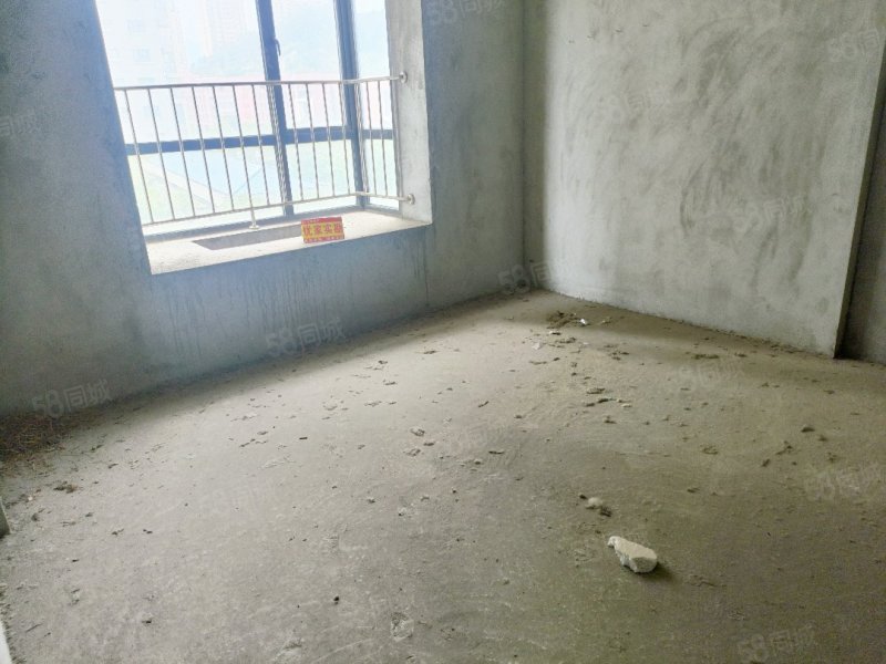 锦绣翰林3室2厅2卫116㎡南北62.8万