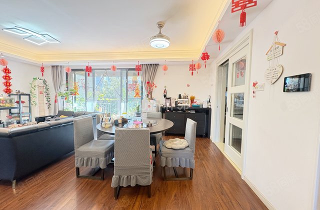 万科魅力之城4室2厅126.26㎡132万二手房图片