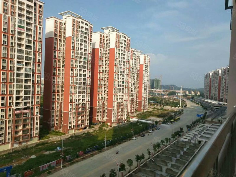 绿洲家园169平方4房2厅仅售5000一平方,平安东路,近灵凤路-贺州58同城