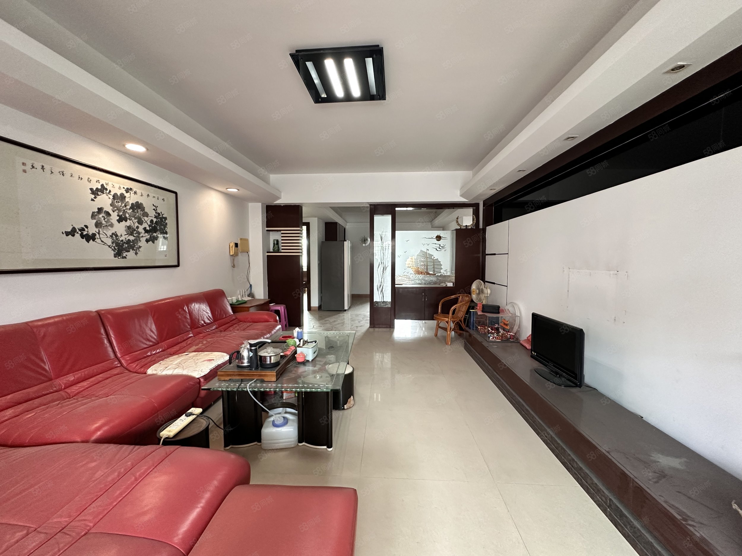 彩虹花园3室2厅2卫147㎡南北68万