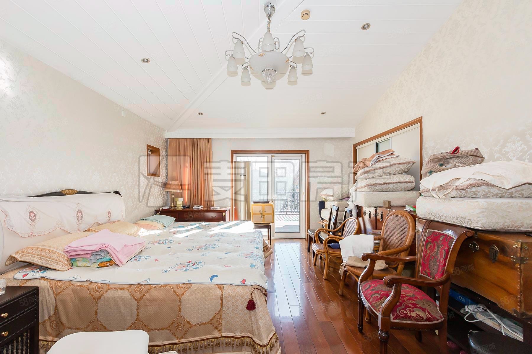 雪梨澳鄉(xiāng)(別墅)4室2廳4衛(wèi)216.6㎡東南1600萬