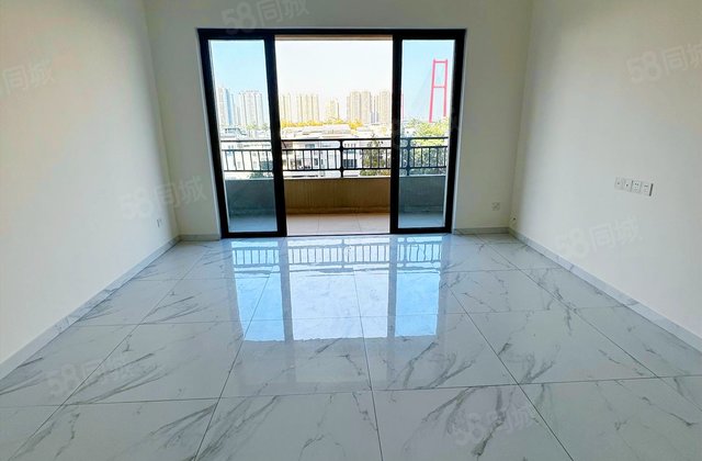 碧桂园凤凰湾右里苑4室2厅124.5㎡85万二手房图片