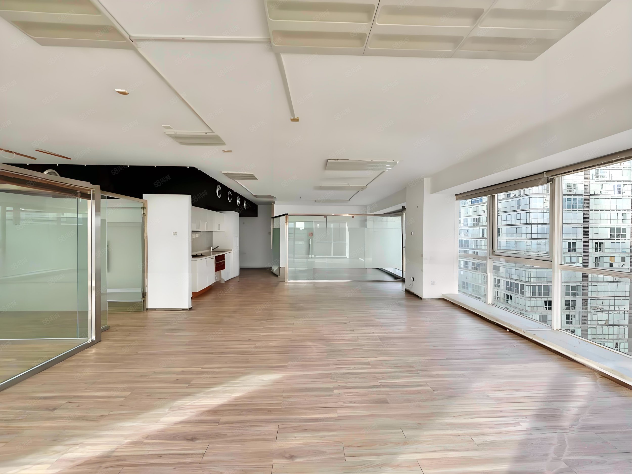 遠洋新干線3室2廳1衛(wèi)132.72㎡東北580萬