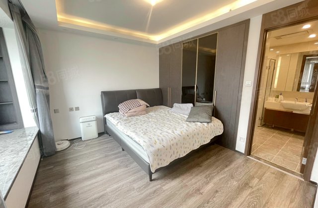 万科繁荣里2室1厅111㎡131万二手房图片