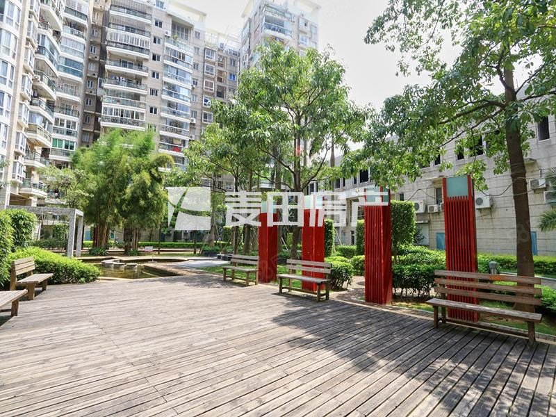 金领广场 西南户型 装修豪华保养好 商圈成熟 高楼层视野好