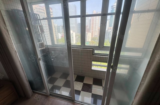 海富花园3室2厅139.66㎡700万二手房图片