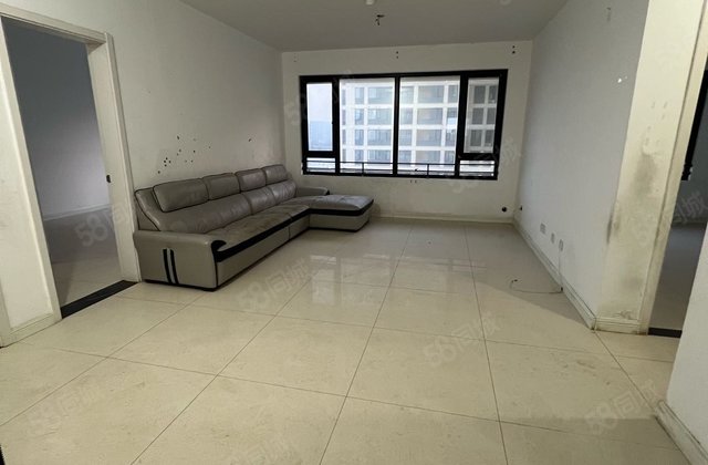 绿城百合新城 三室双卫 免大税送储