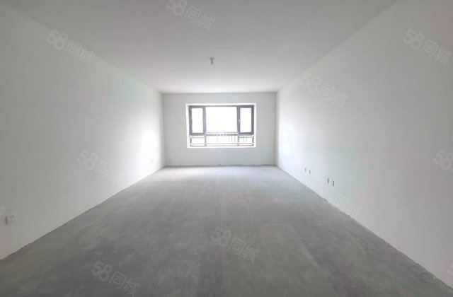紫御宫馆4室2厅201.79㎡135万二手房图片