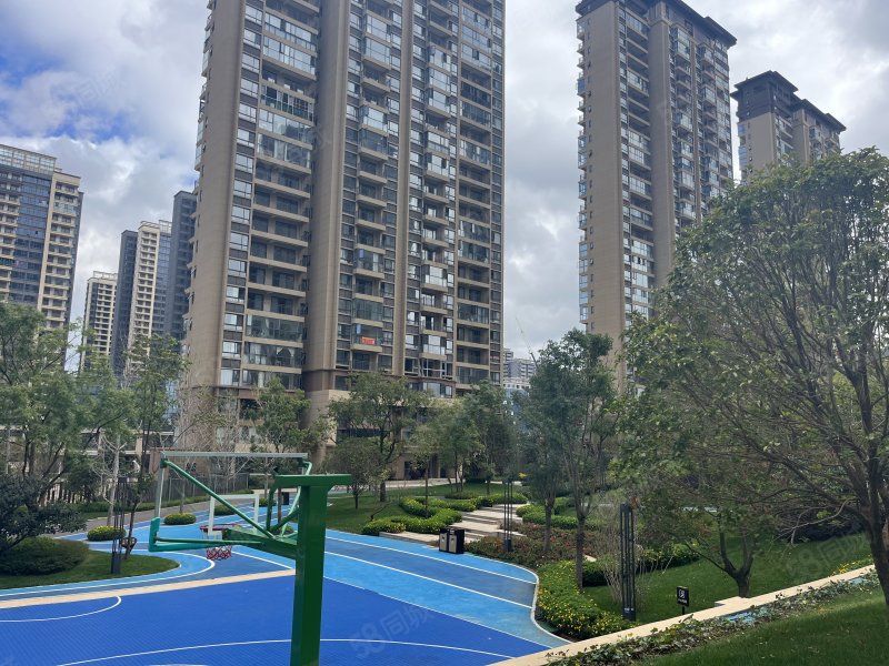 电梯入户富康城紫悦台98平三室两卫环境优美36划算